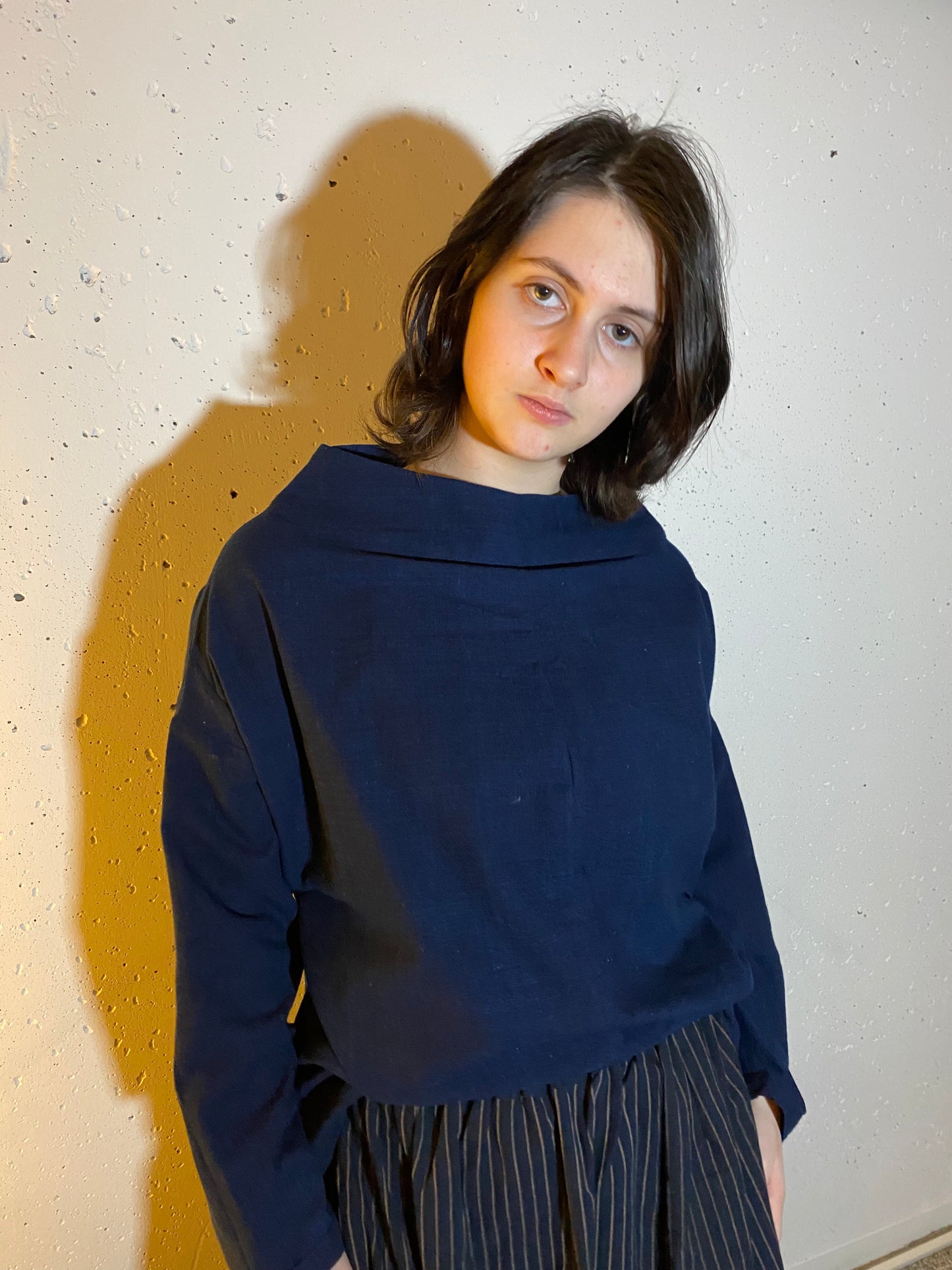 Long-sleeved shirts made from indigo-dyed fabric