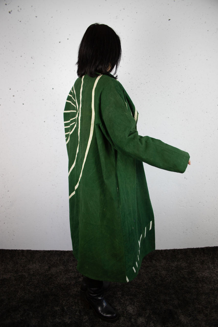 Thin coat made from a large FROSHIKI