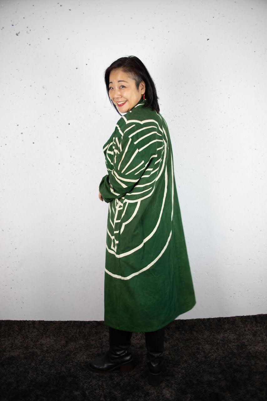 Thin coat made from a large FROSHIKI