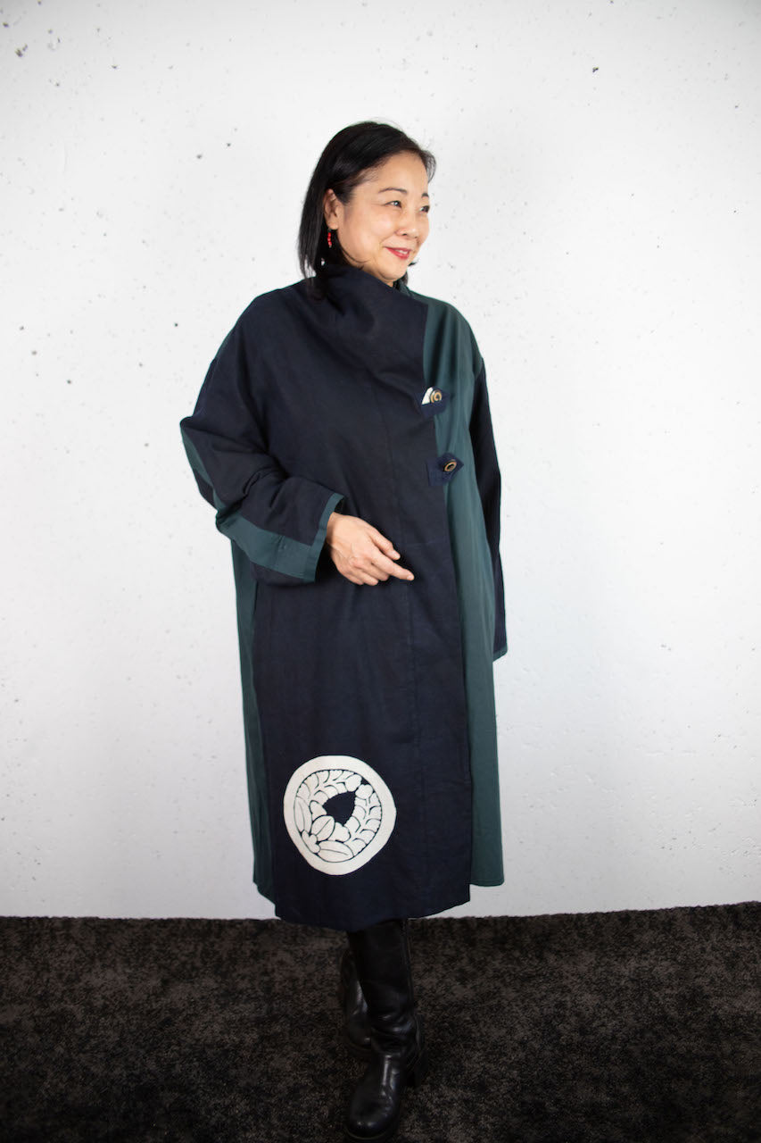 Summer Coat with buttons and pockets