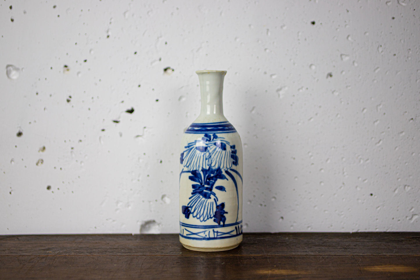 Old Imari large sake bottle No2