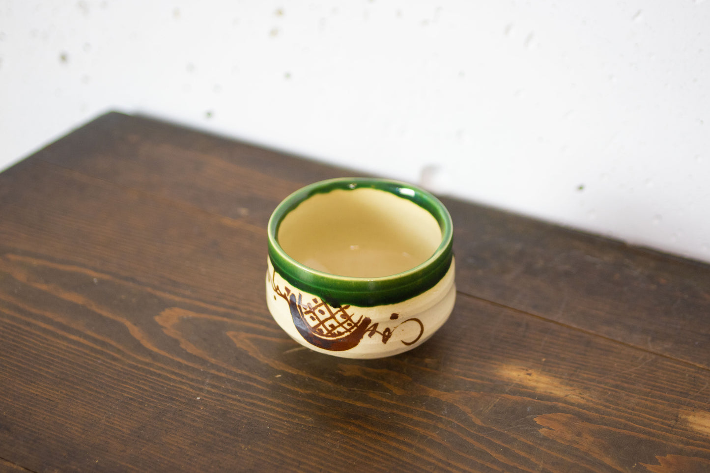 Mino ware for tea ceremony practice, Oribe-style matcha bowl.