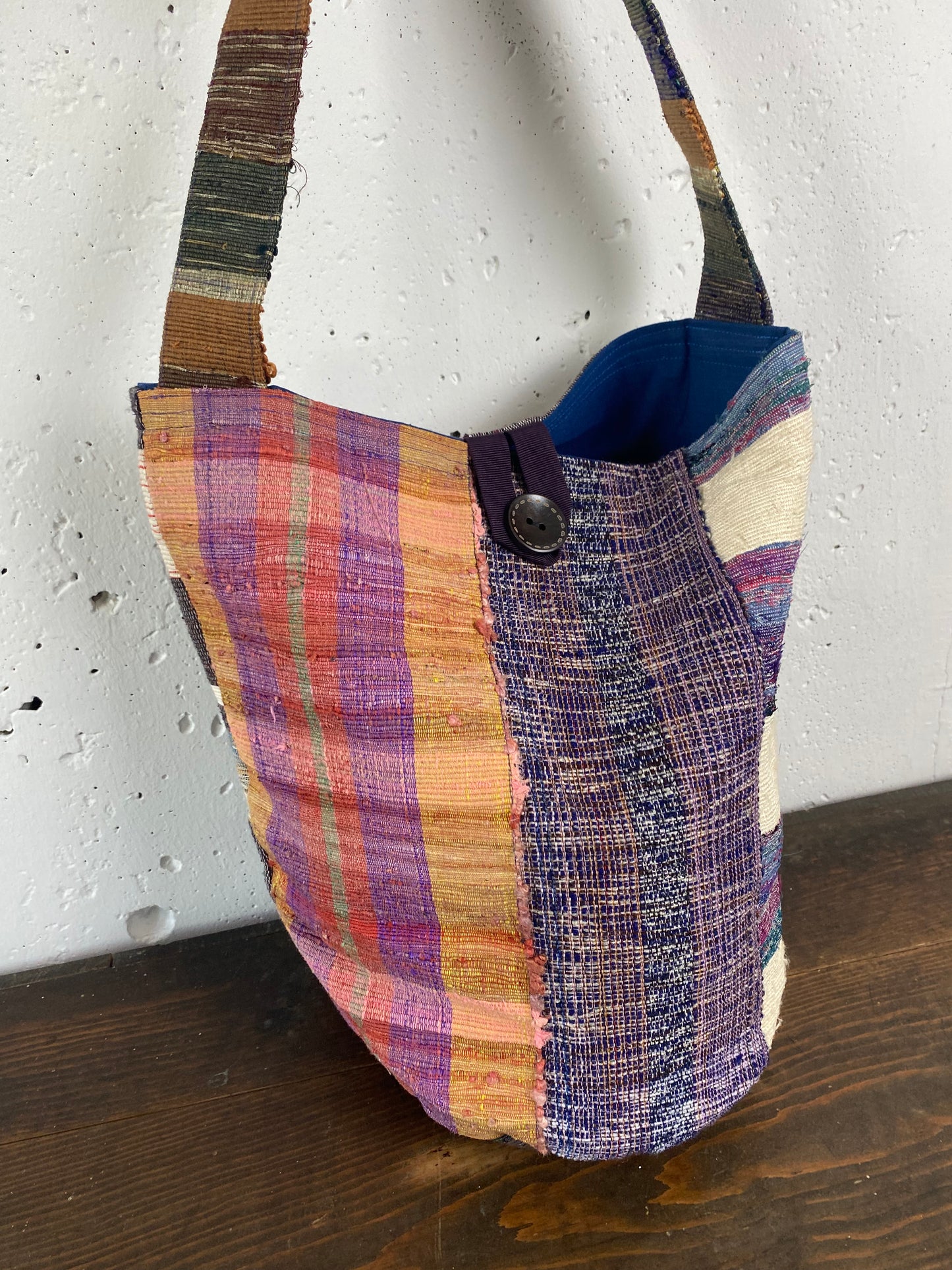Sakiori Revival – Japanese Handwoven Shoulder Bag