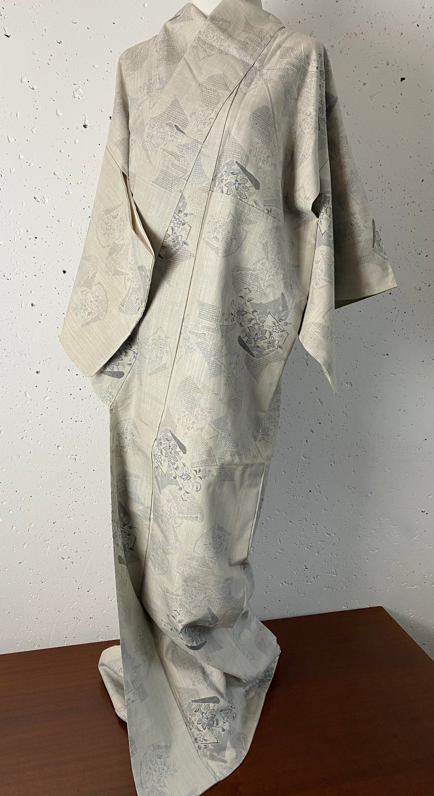 Quality Kimono / grey-YUSHIKIEN