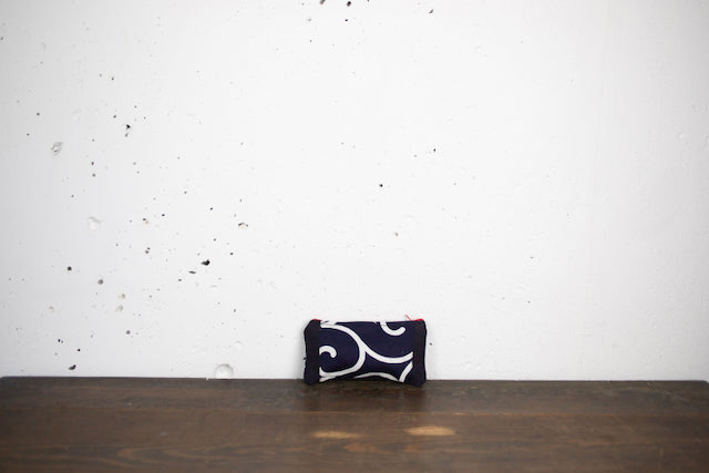 Handmade Patchwork Pouch from Indigo Apron – Traditional Japanese Fabric Zipper Bag | Yumiko Collection | 18cm x 9cm