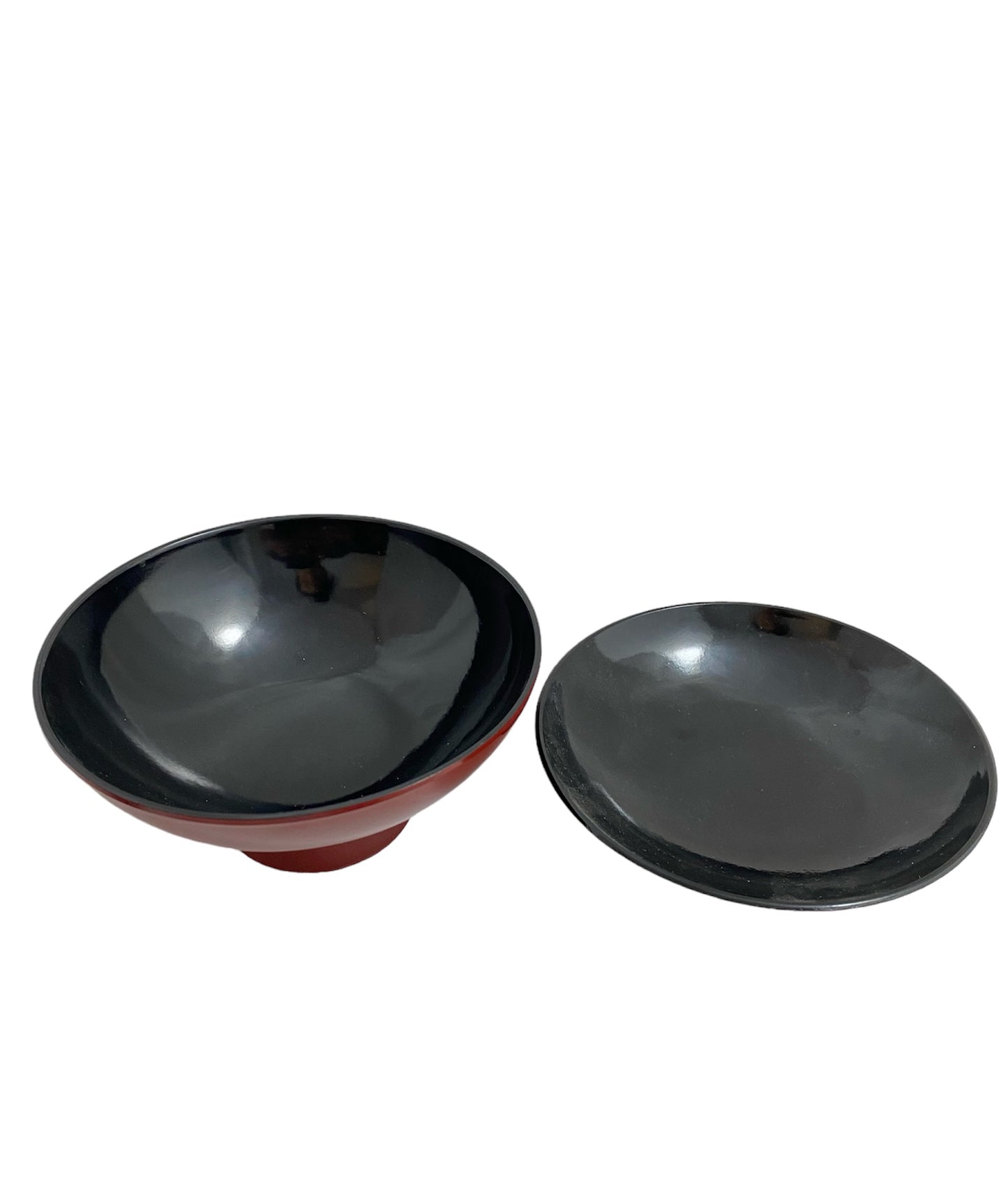 Lacquered bowl gold pattern