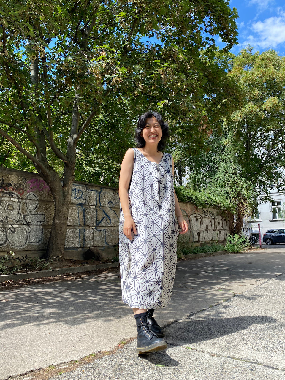 Elegant TSUMUGI Silk Dress with Timeless Hemp Pattern