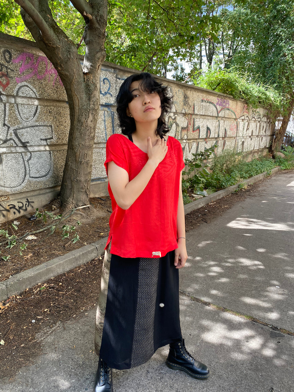 Red shirt made from kimono lintel