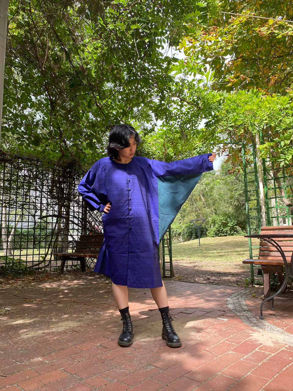 Elegant Navy & Green Silk Kimono Dress – A Timeless Blend of Tradition and Style