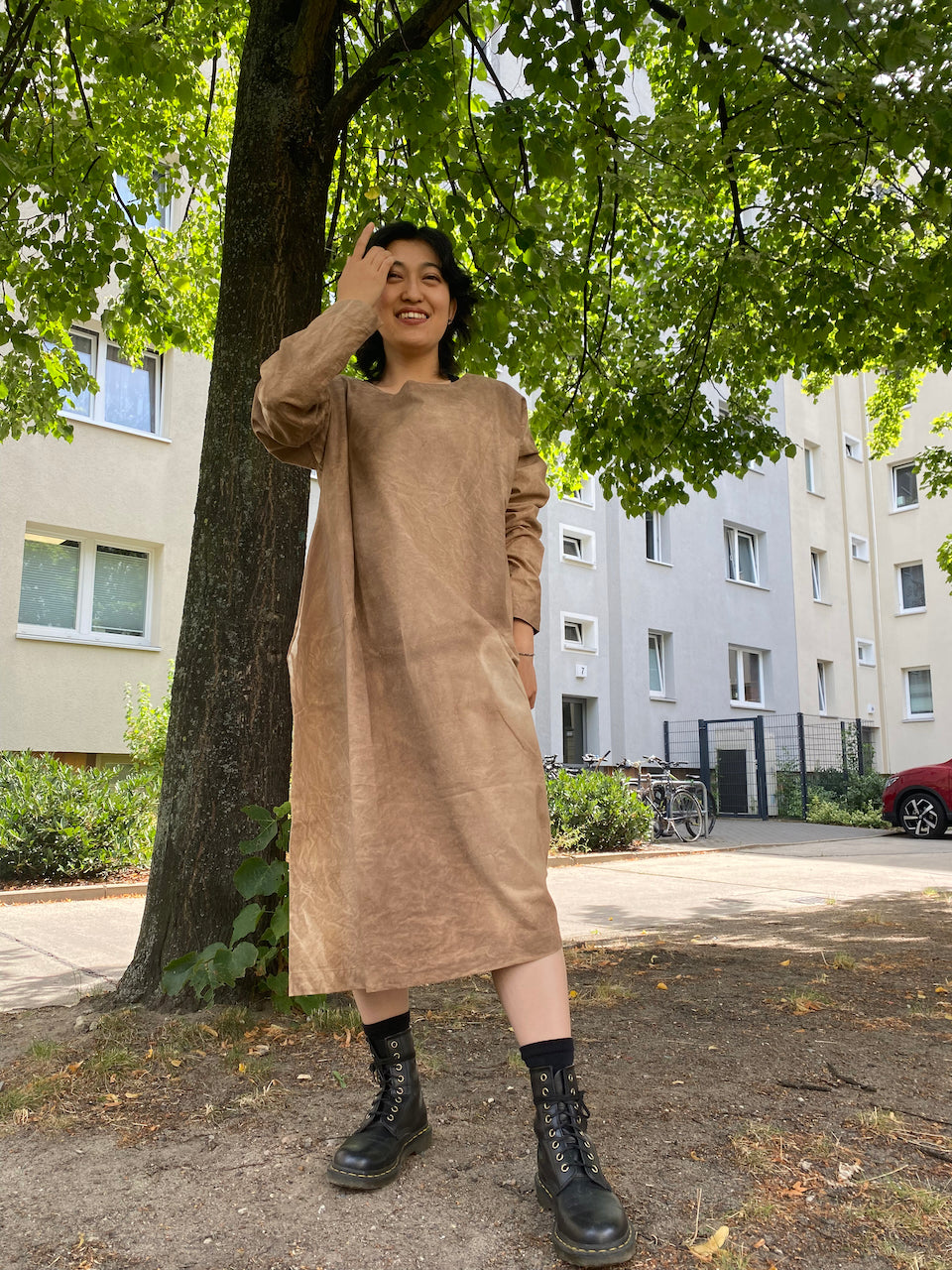 Persimmon Tannin-Dyed Cotton Dress – A Timeless Masterpiece of Japanese Craftsmanship