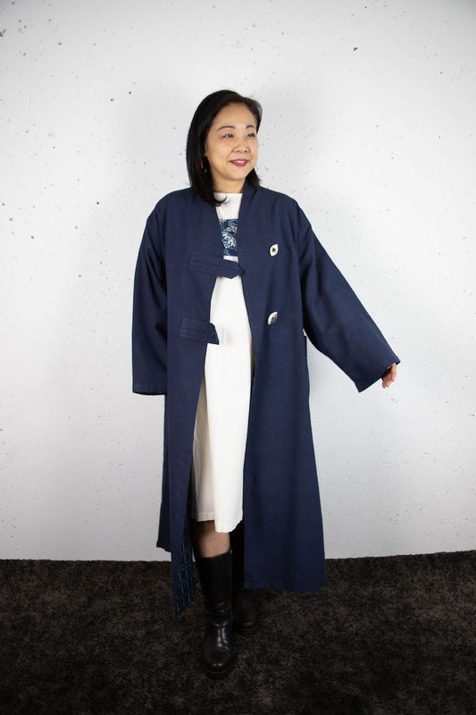 Coat made of snatched kimono and indigo cloth.