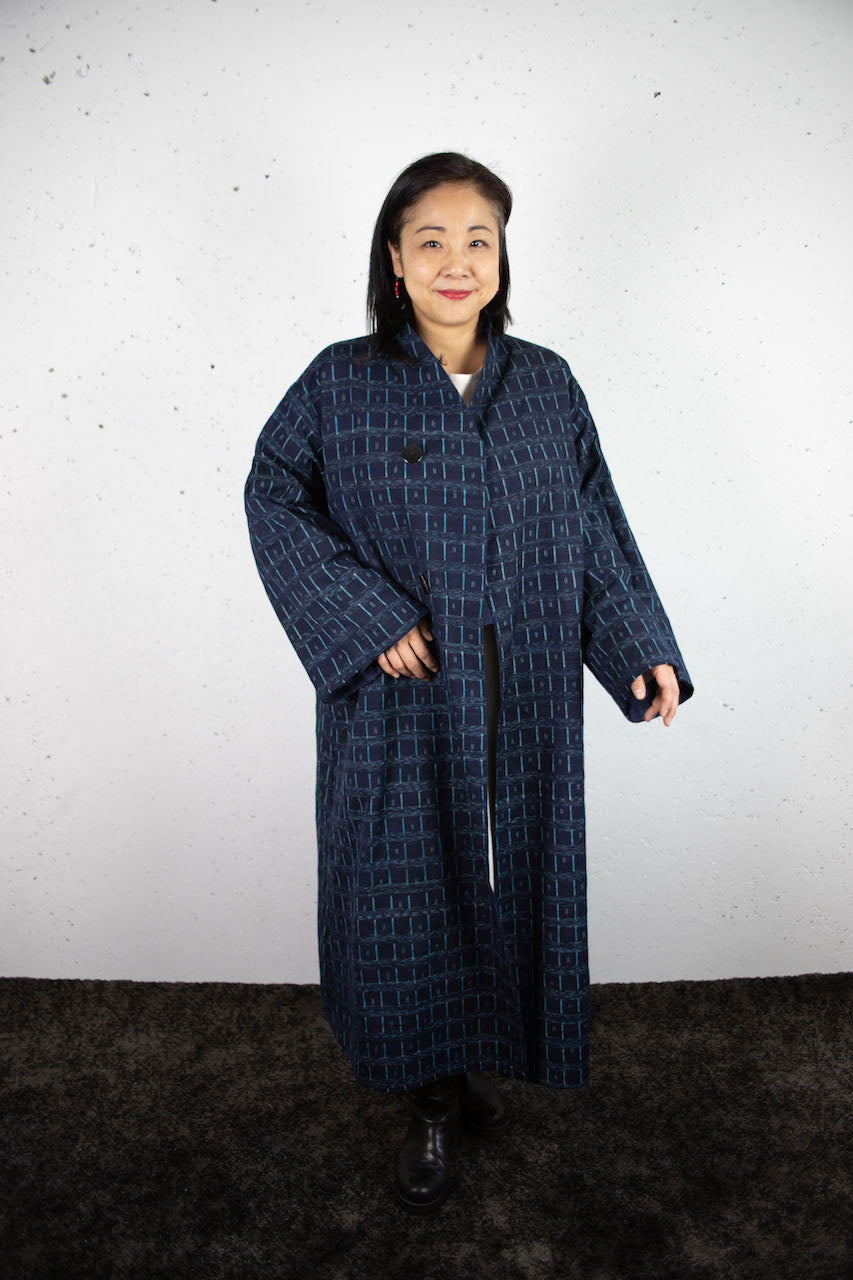 Coat made of snatched kimono and indigo cloth.