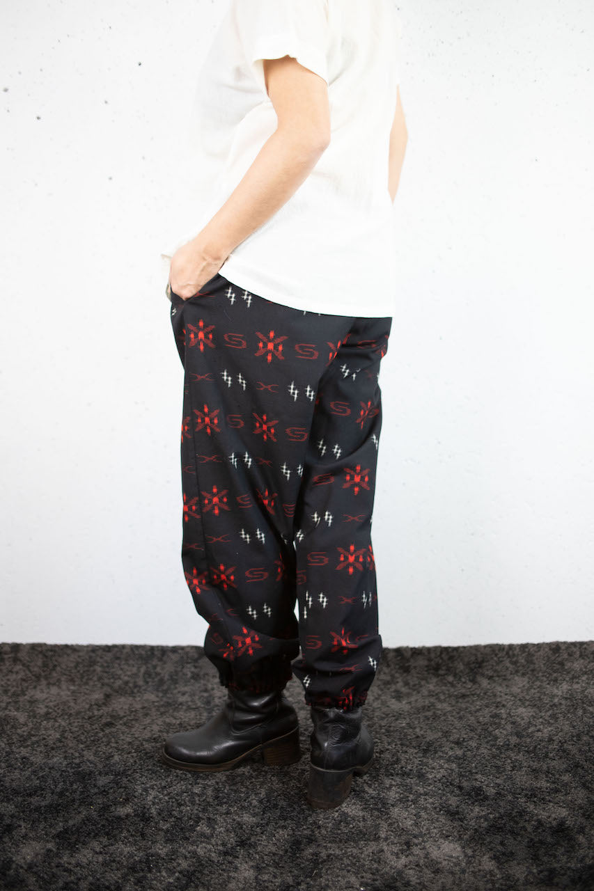 Momp pants made from kimono with muslin weave red.