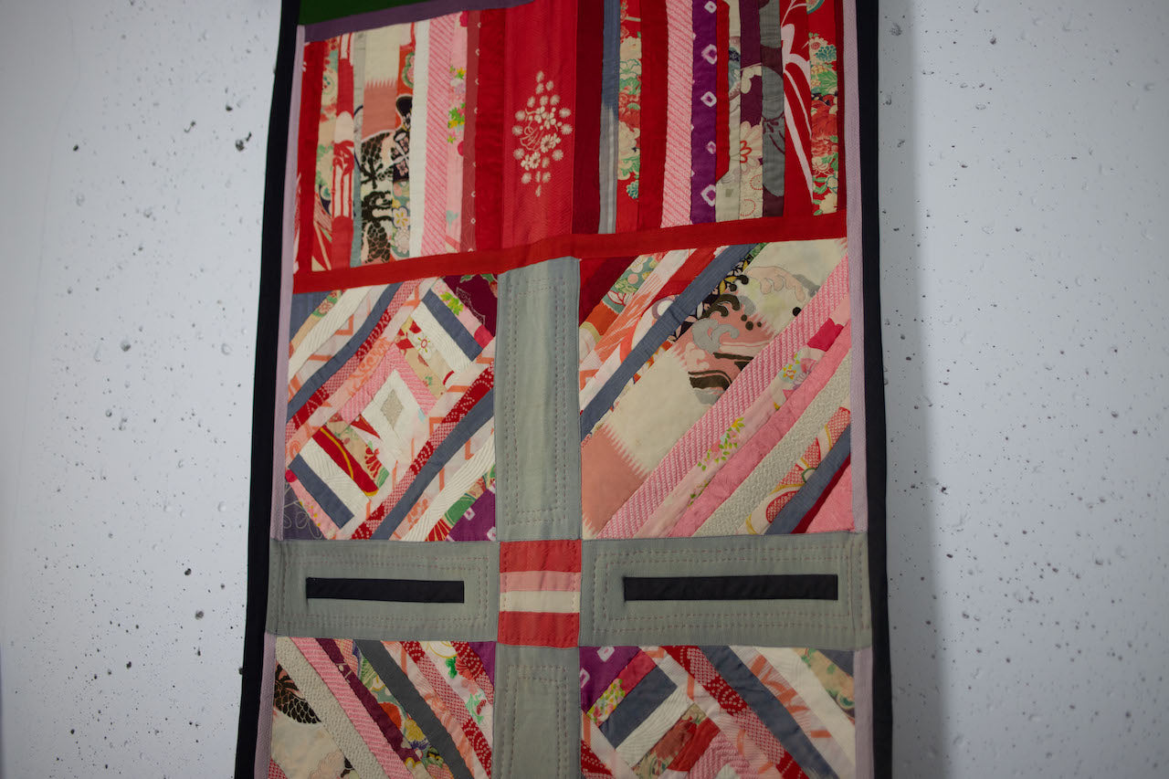 All hand-stitched tapestries made from old clothing(KIMONO)