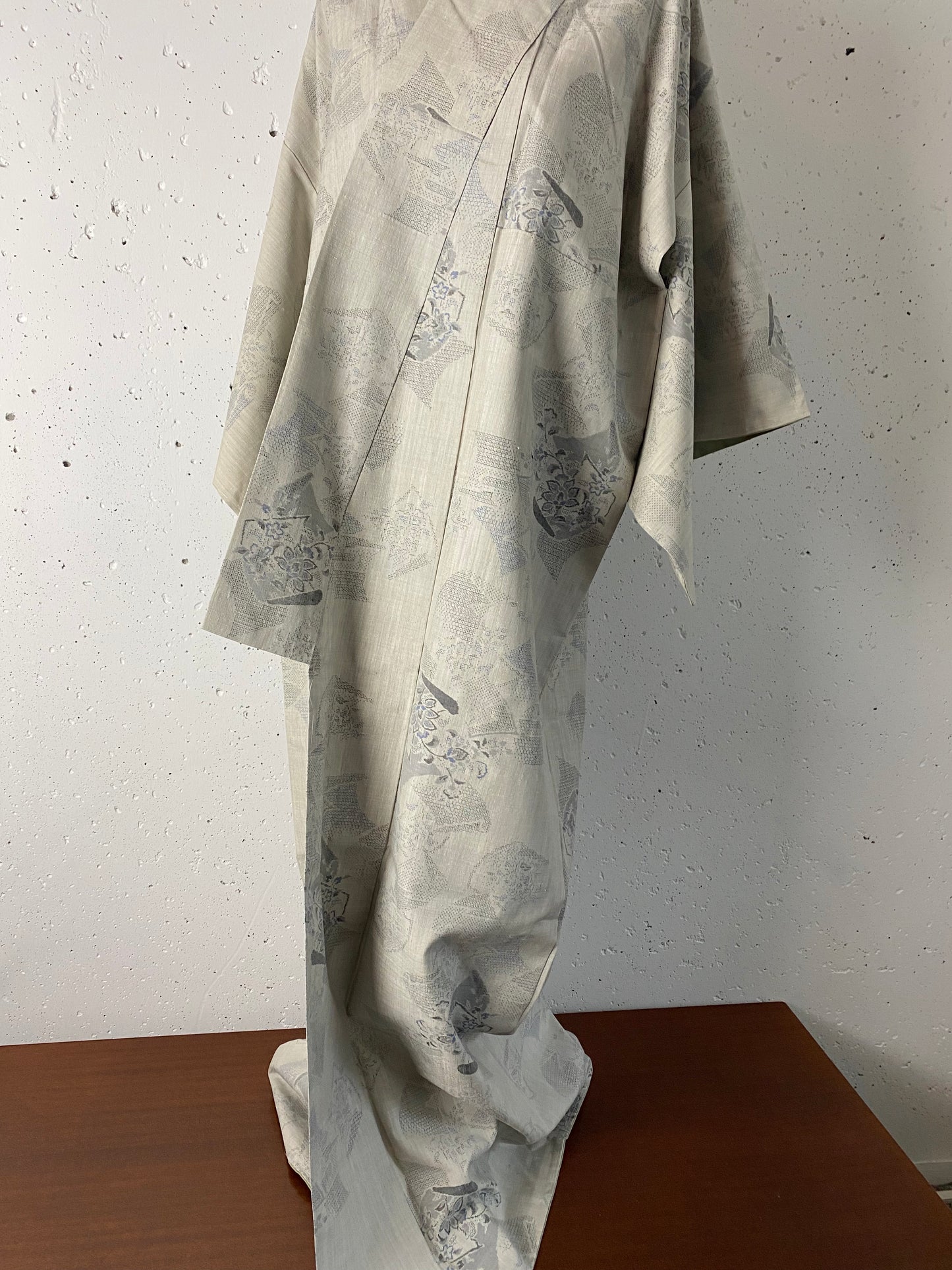 Quality Kimono / grey-YUSHIKIEN
