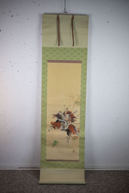 Valiant Samurai on Horseback – Hand-Painted Hanging Scroll on Silk (Taisho–Early Showa Era)