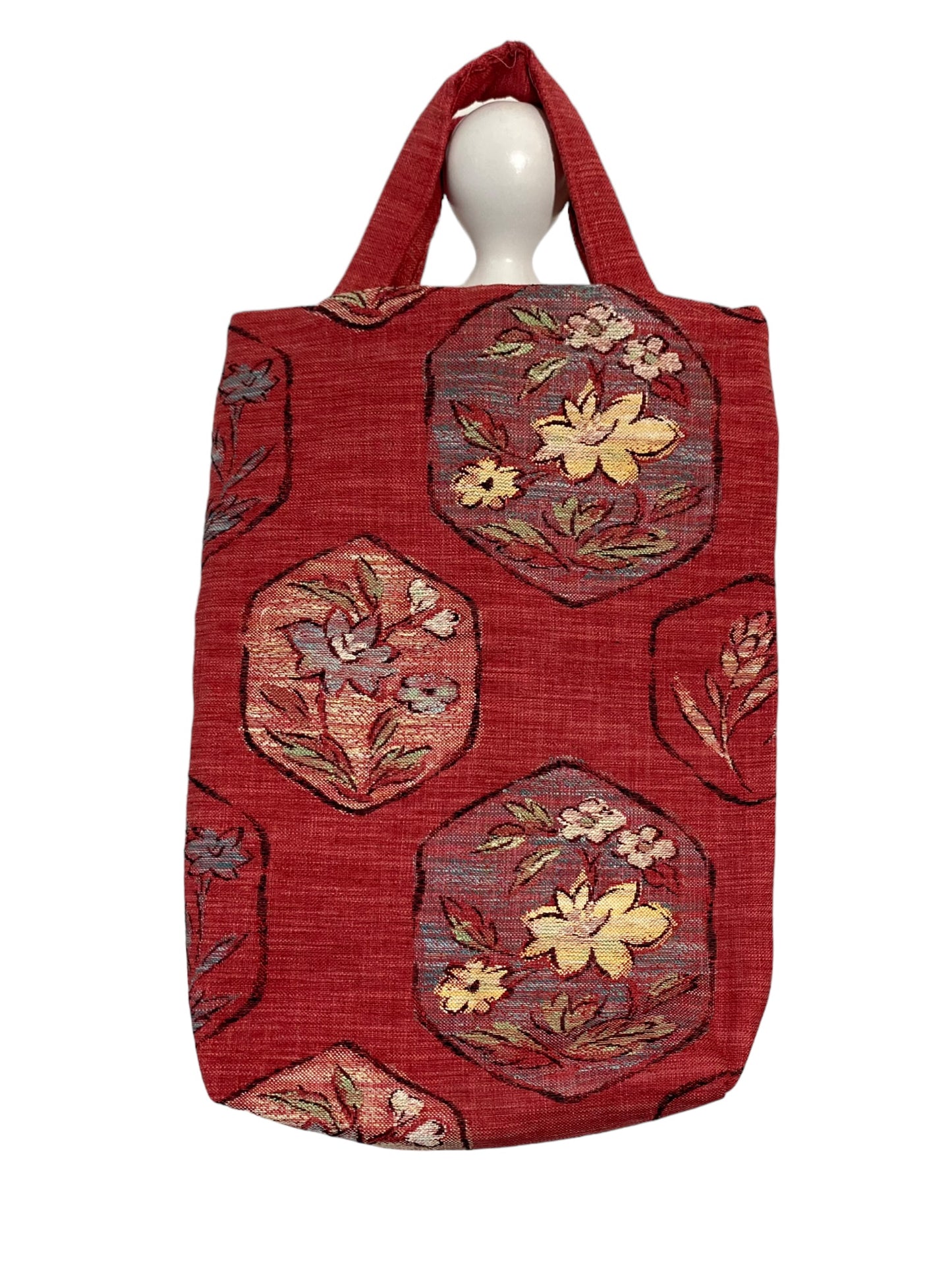 Handbags made from kimono obi
