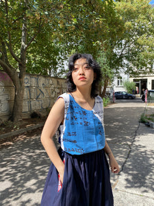 Tank tops made from test-dyed hand towels